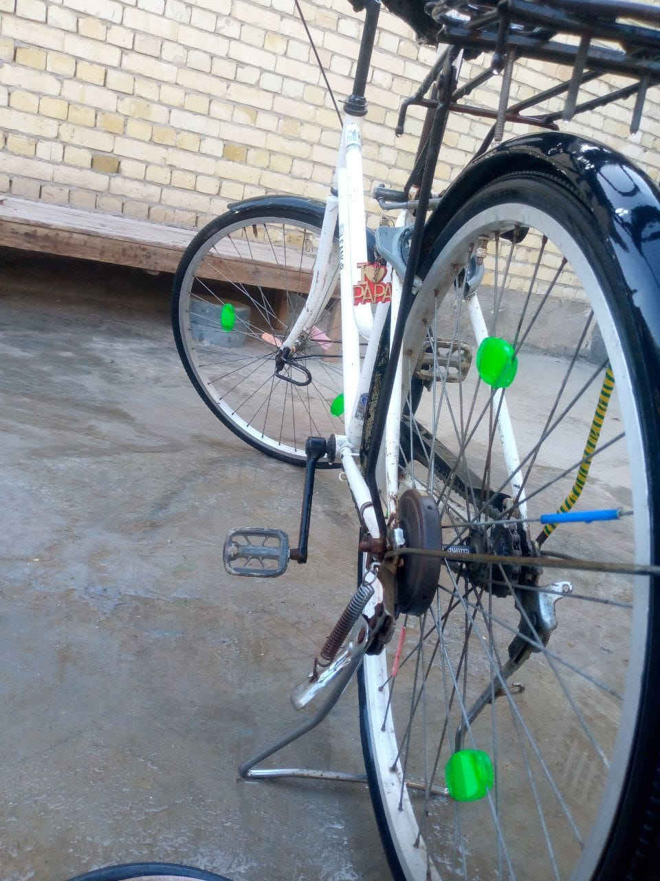 السلام عليكم بايسكل للبيع السعر ٩٠ وبي مجال العنوان بابل تقاطع العلويه شريفه الرقم *********** لايوجد توصيل
