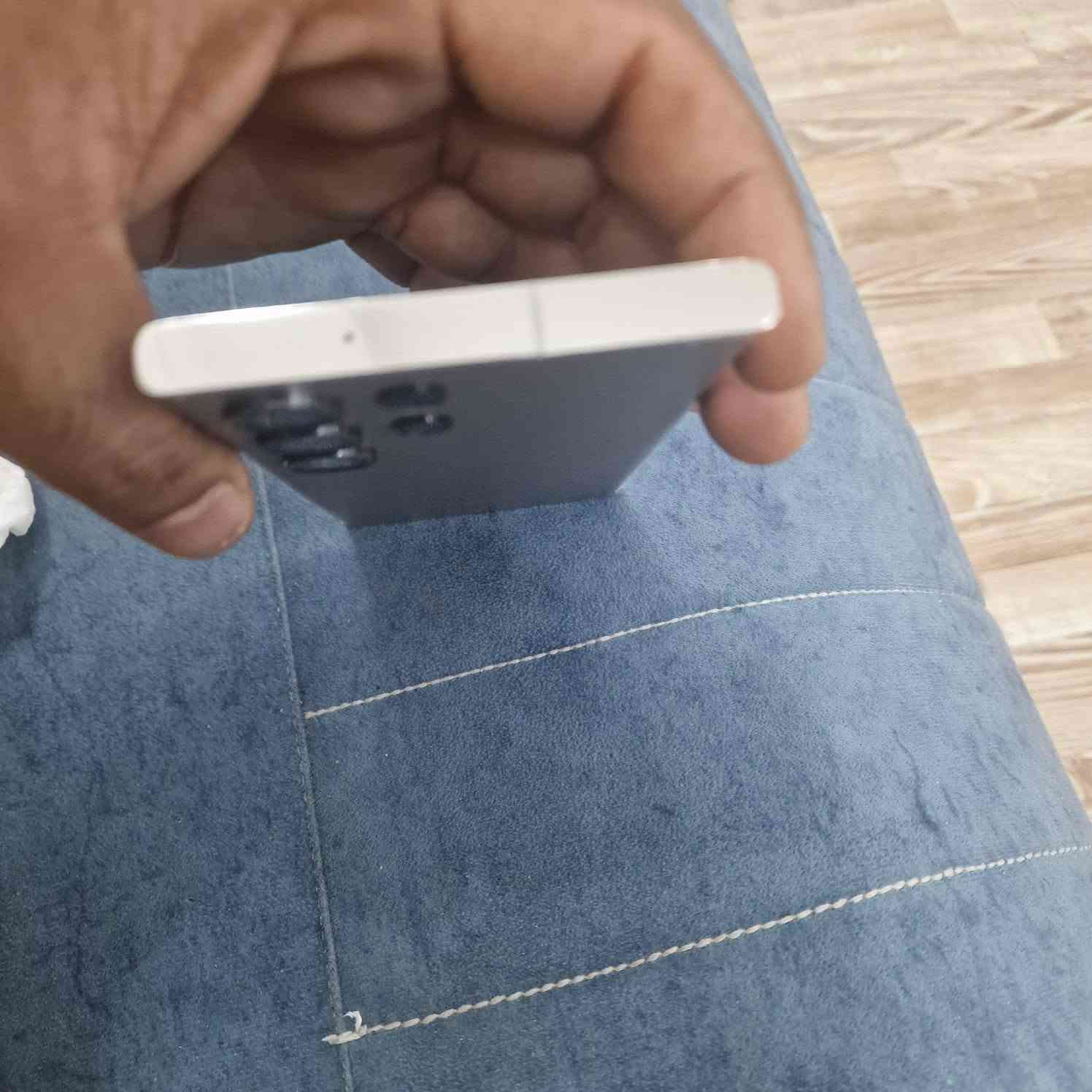 تلفون جديد ما عده هاي نقطه السوده سامسونج اس 23 اولترا ذاكره 256 سعره 525 وبي مجال ***********
