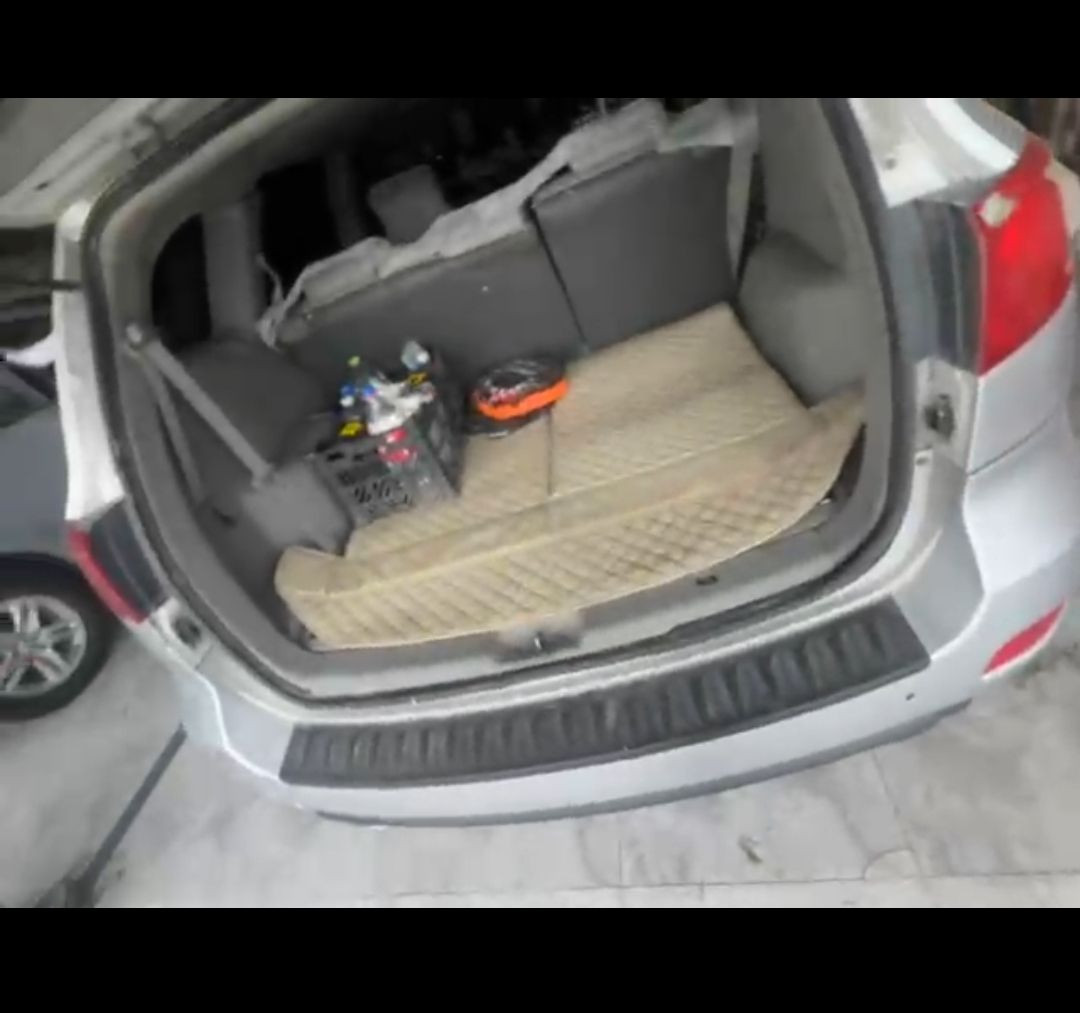 سنتافي 2009 بلادي خليجي بانزين اصل
تحكم استيرن  فتحه   كرسي كهربائي 
ادولت كصه وحده امتوم كامل
ملاحضه السياره بيه منضومه غاز انسه صرف
السعر 58 ورقه امراوس ترهم 
النترا سوناتا اوبتما
بغداد ***********
