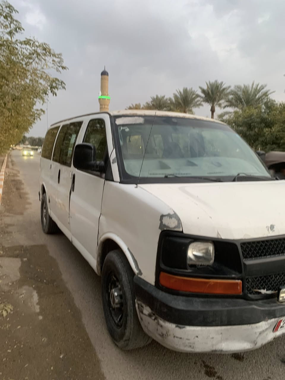 سلام عليكم للبيع اكس بريس 2005 سنويه بسمي تحويل مباشر رقم انكليزي 11راكب بتره كير ومكينه حاويه مكفولات مصفره هيأةوضرائب سعر 45وبي مجال  بغداد هذا رقمي ***********
