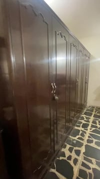 سرير نفرين • ميز تواليت • بذنجاني