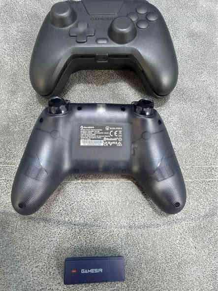 جوستك ماركة كيم سير  - GAMESIR - أصلية جديدة لوك 

متوافقة مع اجهزة / ايفون - اندرويد - PC -  Steam Deck
- Nintendo Switch -

السعر 30 الف مع التوصيل 🚚

للحجز والاستفسار مراسلة الصفحة

مراسلة او اتصال واتساب فقط *********** 📞 بغداد
