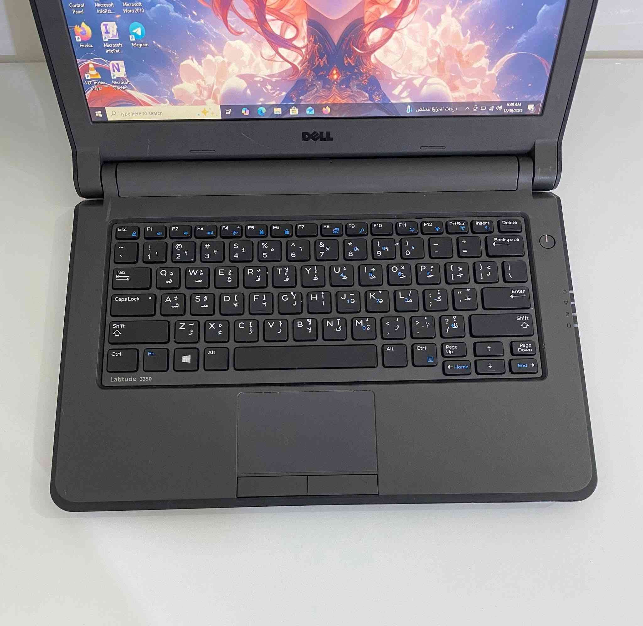 💻 Dell Latitude 3350 | الحجم المثالي للتنقل والأداء
جهاز عملي بوزن خفيف وحجم مدمج، مثالي جداً للطلاب والموظفين الذين يحتاجون لابتوب سهل الحمل مع أداء مستقر.
🔍 المواصفات التقنية:
• المعالج: Intel Core i5 (الجيل الخامس - فئة U).  
• الرام: 8GB DDR3 (قابل للتطوير).  
• الهارد: 256GB SSD (قابل للتطوير).
• الشاشة: 13.3 بوصة (حجم مدمج ومريح).
• كرت الشاشة: داخلي Intel بسعة تصل إلى 4GB.
• الكيبورد: عربي/إنجليزي.
🎁 الهدايا والملحقات:
(حقيبة، شاحن أصلي، ماوس، ماوس باد، تغليف كرتوني آمن).
🛡️ الضمان والخدمات:
• فحص المواصفات والنظافة عند المندوب قبل الاستلام.
• ضمان استبدال لمدة أسبوع كامل لضمان حق المشتري.
• تنصيب ويندوز، أوفيس، والبرامج الأساسية مجاناً.
💰 السعر: 175,000 دينار عراقي.
🚚 التوصيل: متوفر لجميع محافظات العراق.

📞 للحجز والاستفسار (واتساب/اتصال):***********
