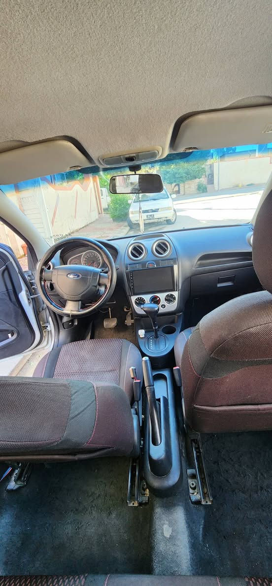 Ford figo model 2012 tanha paleke bonyed boyxa & sanwy ba sarchwa.ba sharty ta7wel w ghrama *********** السليمانية, العراق
