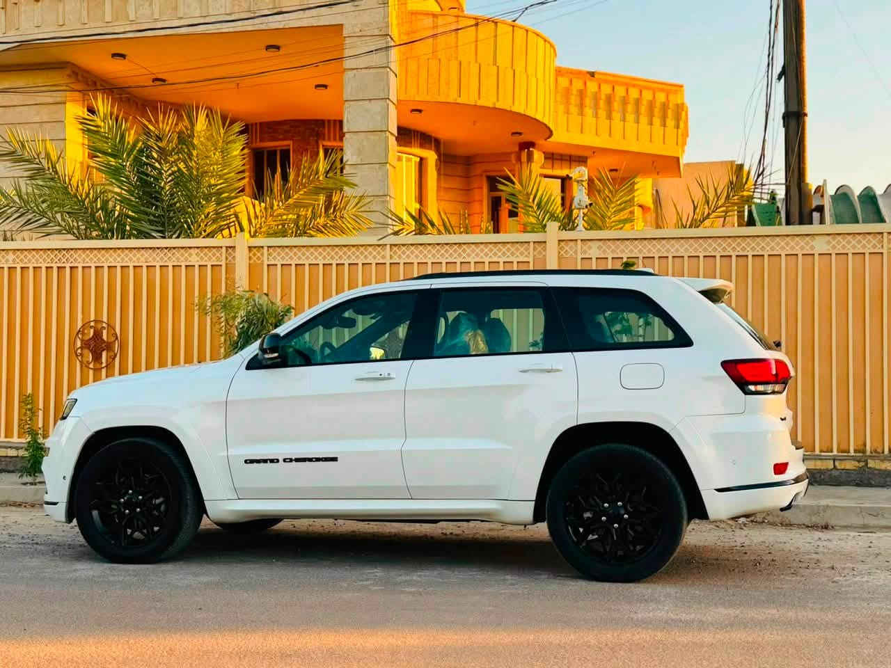 يالله ارخص جيب2021 s  خليجي وكاله هارلم ب اسمي
السعر : 273$  وبيه مجااال 

اتصال :***********

المحرك : V6.  3.6L 

فور ويل 

سياره كفاله عااامه حته دعاميات وكفاله من بارد وصبغ وتبديل  ؟ سونر مرفوق 

المواصفات :فول 1/1 

      بصمه 

      فتحه 

* دفع رباعي 4x4 . 

* تحذير النقطة عمياء ⚠ .

* ويل قياس 20 

* شاشه كبيرة 

* نظام الخرائط (GPS) .

* المصابيح الأمامية زنون .

* كشافات الضباب زنون .     

* تشغيل عن بعد .

* المقاعد الأمامية كهربائية .

* حساسات أمامية . 

* حساسات خلفية . 

* كاميرا خلفية .

* مانع تصادم خلفي .

* نظام التشغيل والاطفاء الاوتوماتيكي ( Auto Start System ) .

بغداد البلديات
