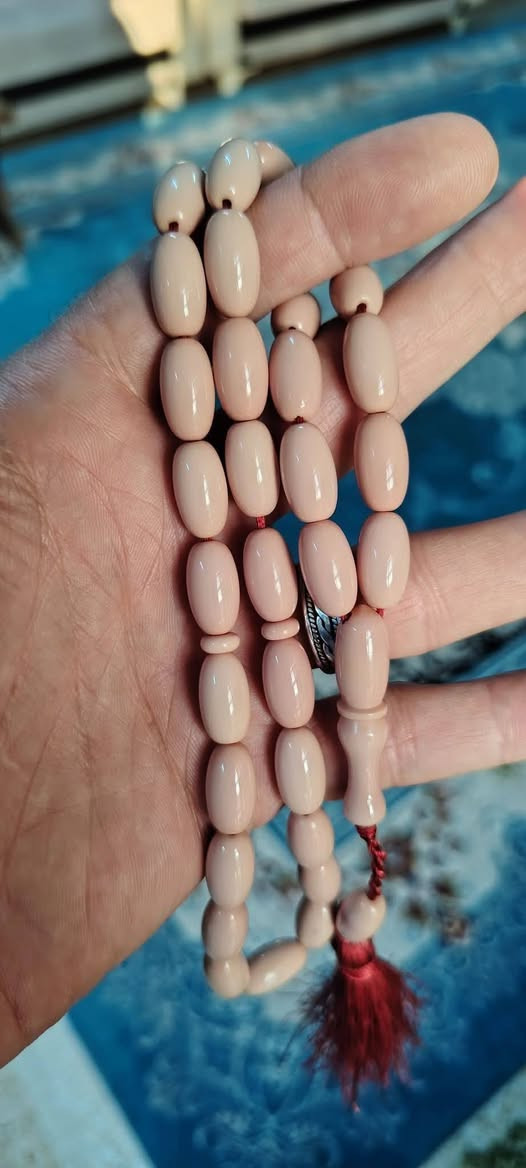 سندلوس  تركيه  شبابيه كان لونها كريمي  غلفت  كركوشه حرير  شامه دم حجمها  ١٥ × ٩  ملم (( سعرها  ٢٥ الف  عراقي مع التوصيل من الاخير )) تواجد بغداد


**إذا كنت صاحب هذا الإعلان وتريد حذفه لأي سبب، رجاءا أرسل رسالة إلى الدعم الفني**