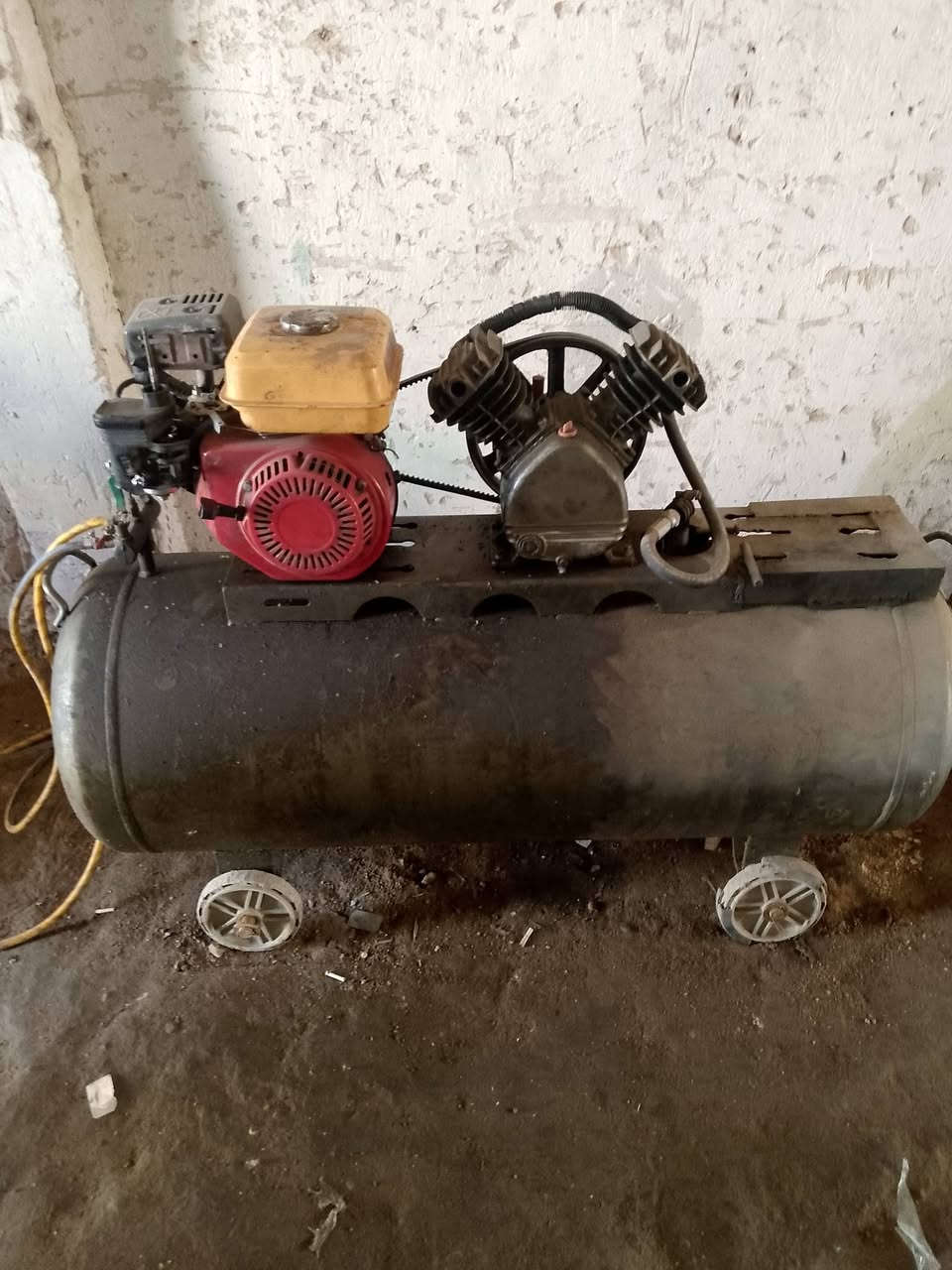 خالعه مستخدمه اقل الشهر كمبريسر حجم 350 بنزين فقط للبيع العنوان بغداد المحموديه


**إذا كنت صاحب هذا الإعلان وتريد حذفه لأي سبب، رجاءا أرسل رسالة إلى الدعم الفني**