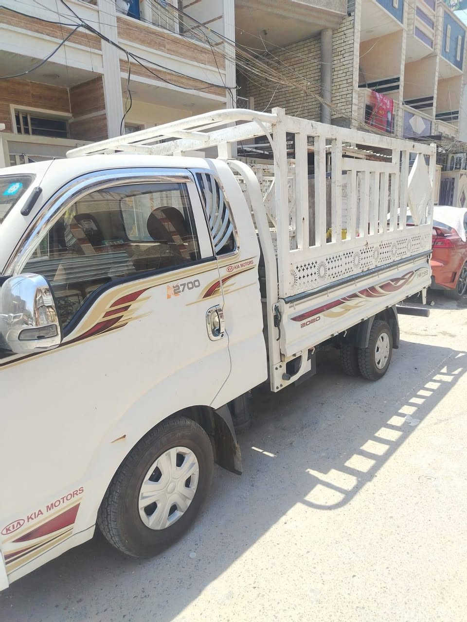 من رخصة الادمن كيا حمل موديل ٢٠٢٠ رقم بغداد تبريد تدفئة محرك كير كفاله مكان السياره بغداد الشعب السياره بأسمي مصفره غرامات وضريبة السعر ١٣٢ ورقه رقم بغداد إنكليزي اتصل وادلل *********** و ***********
