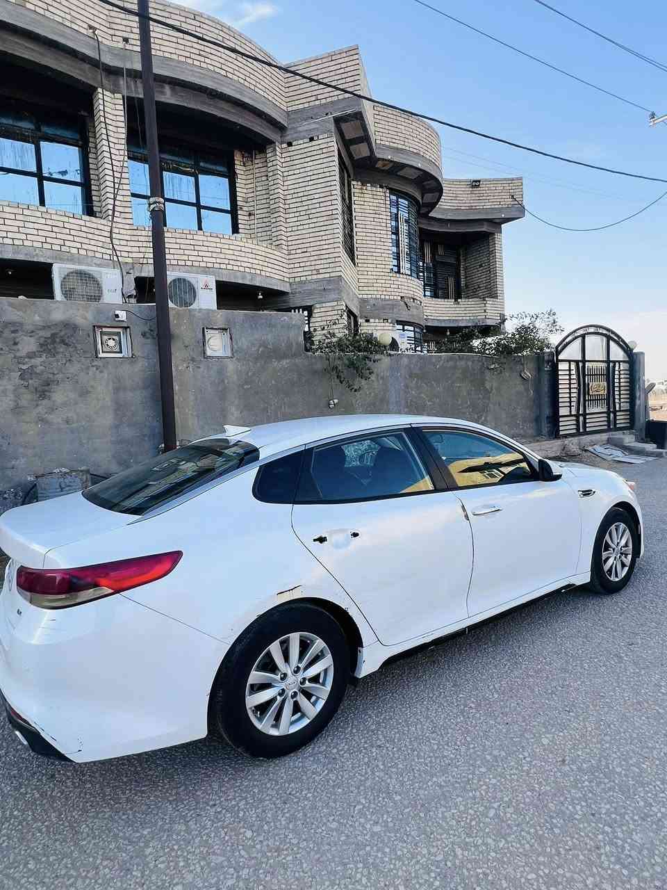 سلام عليكم اوبتما2016كير ومحرك وحداديه كفاله تخم تاير جديد مال جناي جاهزه الاخير مكينه2400 بيها قطعه صبغ فقط بدون دواخل 
السعر125وبيها مجال 
الاتصال***********
مكان بابل 
مامتوفو بلخاص👆👆
مواصفات السيارة 
تحكم استرين 
شاشه 
حساسات 
اشاير بلمري
