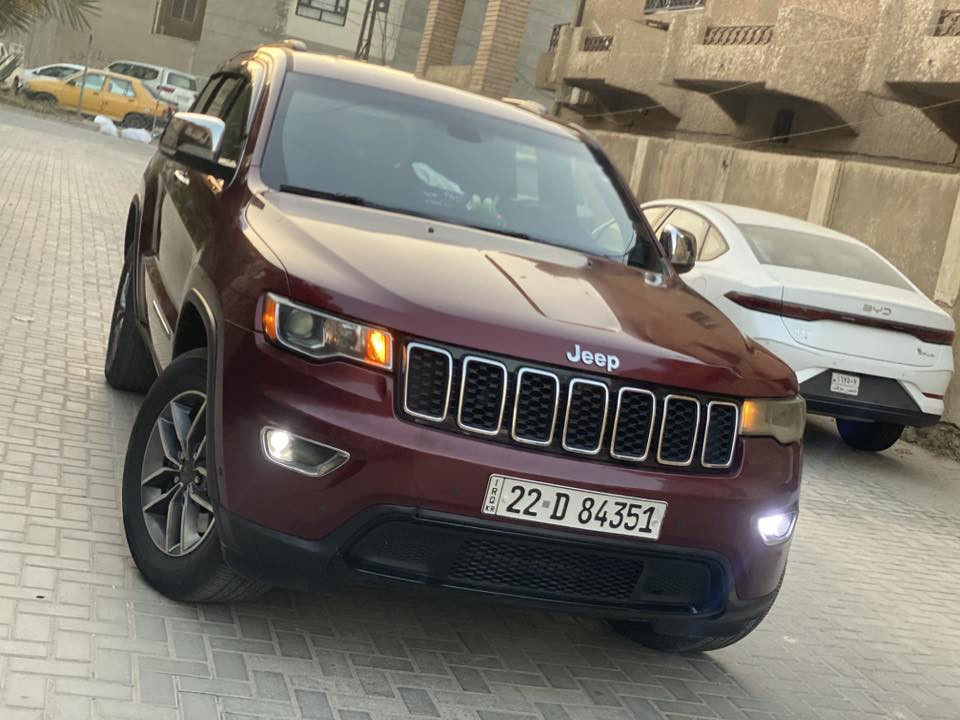 Jeep grand cherokee 2021 Limited
فول مواصفات رقم اربيل باسمي هزه وسنويه ورقم جدد
فتحة 
فور ويل ماوس 4x4
جنطه كهرباء 
رادارات جانبيه نفطه عمياء
كشنات تدفئة وتبريد وستيرن
خزن وضعيات جلوس
كشنات جلد وكهرباء
محرك كير شواصي لغود كلهن وضع شركة برغي ممفتوح بيهن 
السياره بدون ايرباك كلهن سليمات 
قطعة وحده صبغ فقط جاملغ امامي 
صدر باتري تايرات السياره جديده بمعنى الكلمه 
السعر ٢٥٨ مجال بسيط مكاني السيدية 
***********
