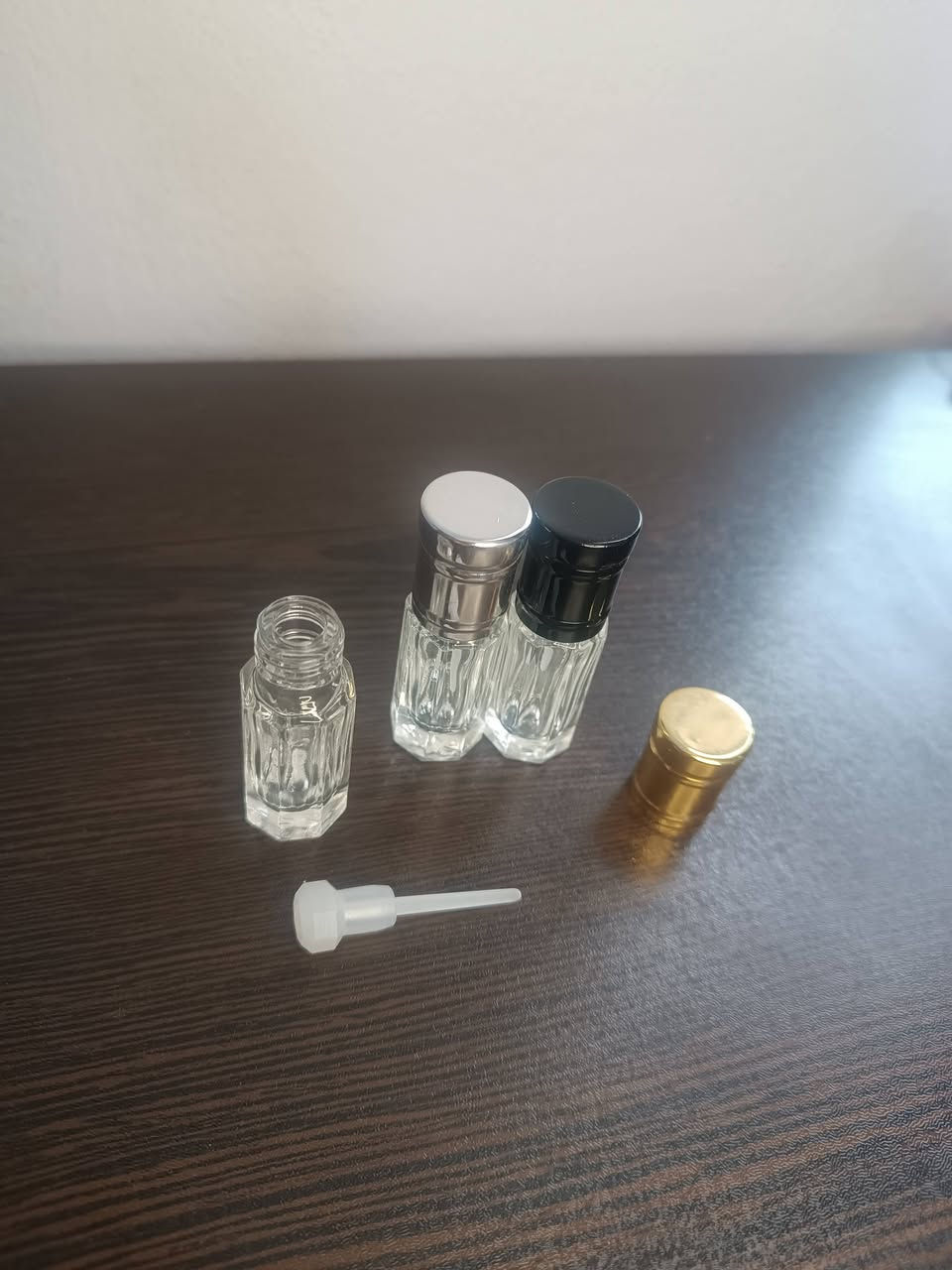 يتوفر لدينا عطور زيتيه مركزيه ثباتيه وفوحان عالي جدا 
مسك رمان
​بربري هير
​لاكوست سبورت
​دعاء الجنة
​عنبر
​مسك دموي
​بكرات روج
​أرماني
​سوفاج
​أنا الأبيض
​جنسي
​دولتشي أند غابانا L3

​هافوك
​شيخ زايد
​شوكليت
​ليدي وردي
​تي روز
​مسك التوت
​غرام الليل
​فانيلا 
الرحاب
​جذاب
​قصة
​إمبريال فالي
​سكاندل
​الحب المجنون
​أصداف
​مسك أبيض
​مسك طهارة
​مسك فانيلا
​مسك خوخ
​مسك تفاح
​أنا الأسود
​تراب الذهب
​إل في (LV)
​أوميد نوماد
​فيرزاتشي إيروس
​إيلي صعب
​مرسيدس
​لافندر
​نعناع
​هيل
​قهوة
​ليمون
​فهرنهايت
​فيكتوريا سيكريت
​ون مان شو (1 Man S 
‏‪0775 960 5662‬‏
