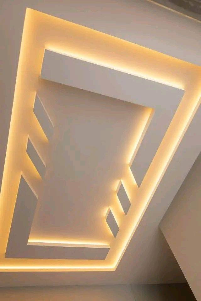 عمل ديكورات الجبس بورد والبوردكس بتصاميم هندسية حديثة بكادر ذو خبرة وإدارة صحيحة عمل سحبات الفلين والبورك وكافة أعمال الديكور المختلفة باحترافية متقنة للتواصل *********** أبو رسول متوفر واتساب
