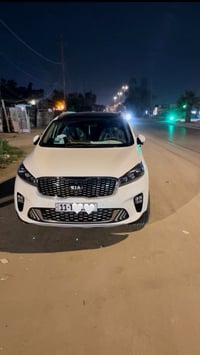 سورنتو ٢٠٢٠ • ٦ سلندر • ٧ راكب