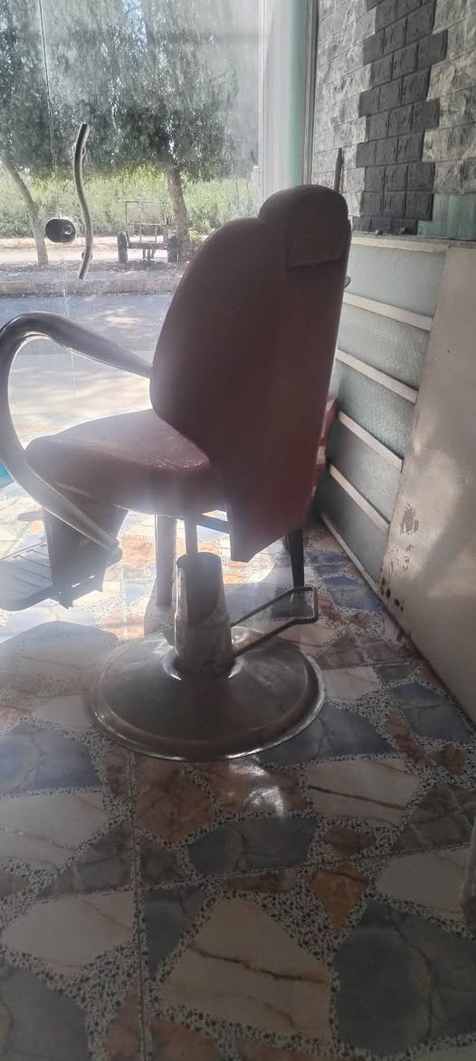 كرسي حلاقة للبيع
السعر ١١٠وبي مجال
نظيف بس الجك مالو ملحوم


**إذا كنت صاحب هذا الإعلان وتريد حذفه لأي سبب، رجاءا أرسل رسالة إلى الدعم الفني**