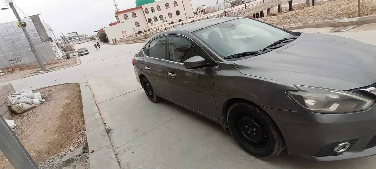 سێنترا مۆدێل 2016 مەکینە گەورە مواسەفات خلیسک و سپۆڕت وئیکۆ گێڕ و مەکینە بەشەرت چەمالەغی پێشەوە و بۆنیت و نیو درگای دوای سەکنی بۆیاخە سەنەوی بەسەر چووە  جوابی کۆمێنت و چات نادەمەوە
ژم:*********** السليمانية, العراق
