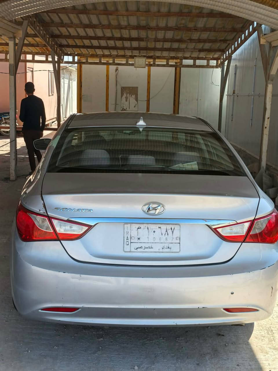 السلام عليكم 
سوناتا 2013 رقم بغداد بسمي 
تحويل ثاني يوم 
أمريكي جاملغ وبنيد بدون ارباك 
بدون دواخل نص فول مكينه GDI
بالعراق نضربت بدراجه مبينه بالصور 
مكان السياره بابل السعر ب110 بيه مجال
*********** حلة, بابل
