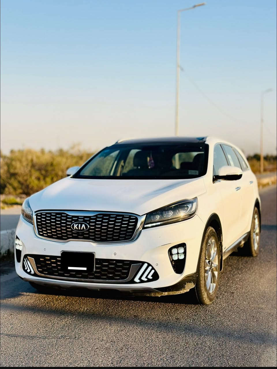 السلام عليكم 
للبيع سورنتو 2020 خليجي كفاله عامه 
فول موصفات للاخير 
محرك 6 سلندر . بانوراما 
السعر 245
📍مكان السياره بابل 
***********
سياره بيها ملاحضه بسيطه راسلني واتساب او على خاص ادزلك سونار
