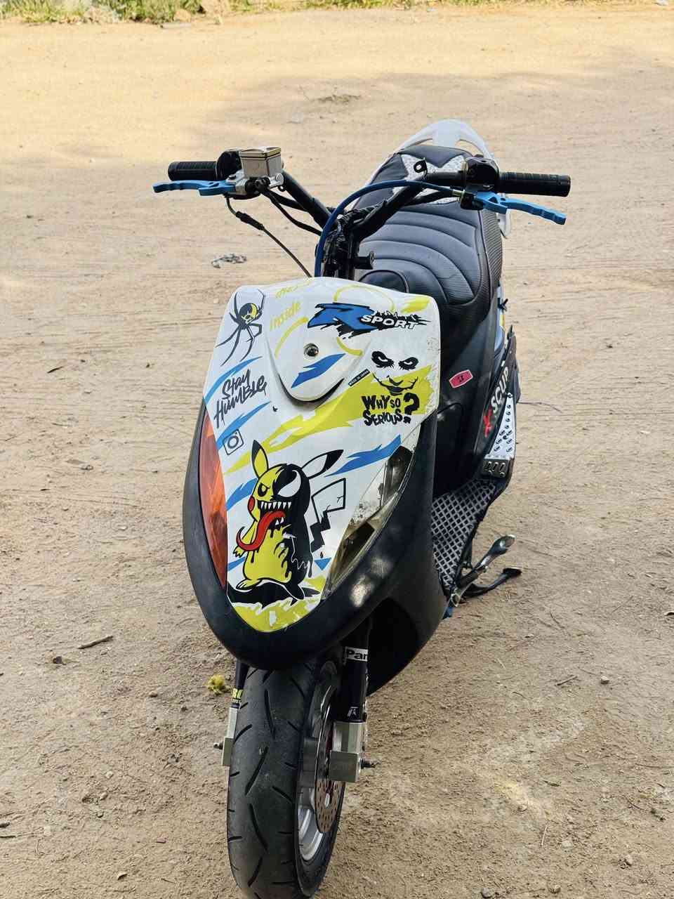ماكس عدله للبيع دراجه مزوده دراجه نضيه. كلش شلعته تخبل دراجه مزوده  رايده ب 700بيه مجال دراجه نضيه كلش كهربائياته. كله شغاله  رقمي ***********
