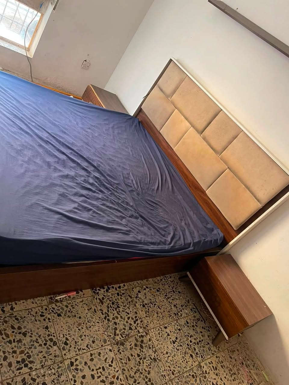 غرفه تركيه للبيع مستعجل مكاني بغداد الجديده سعر ها 100 الف فقطللتواصل ‭***********‬
