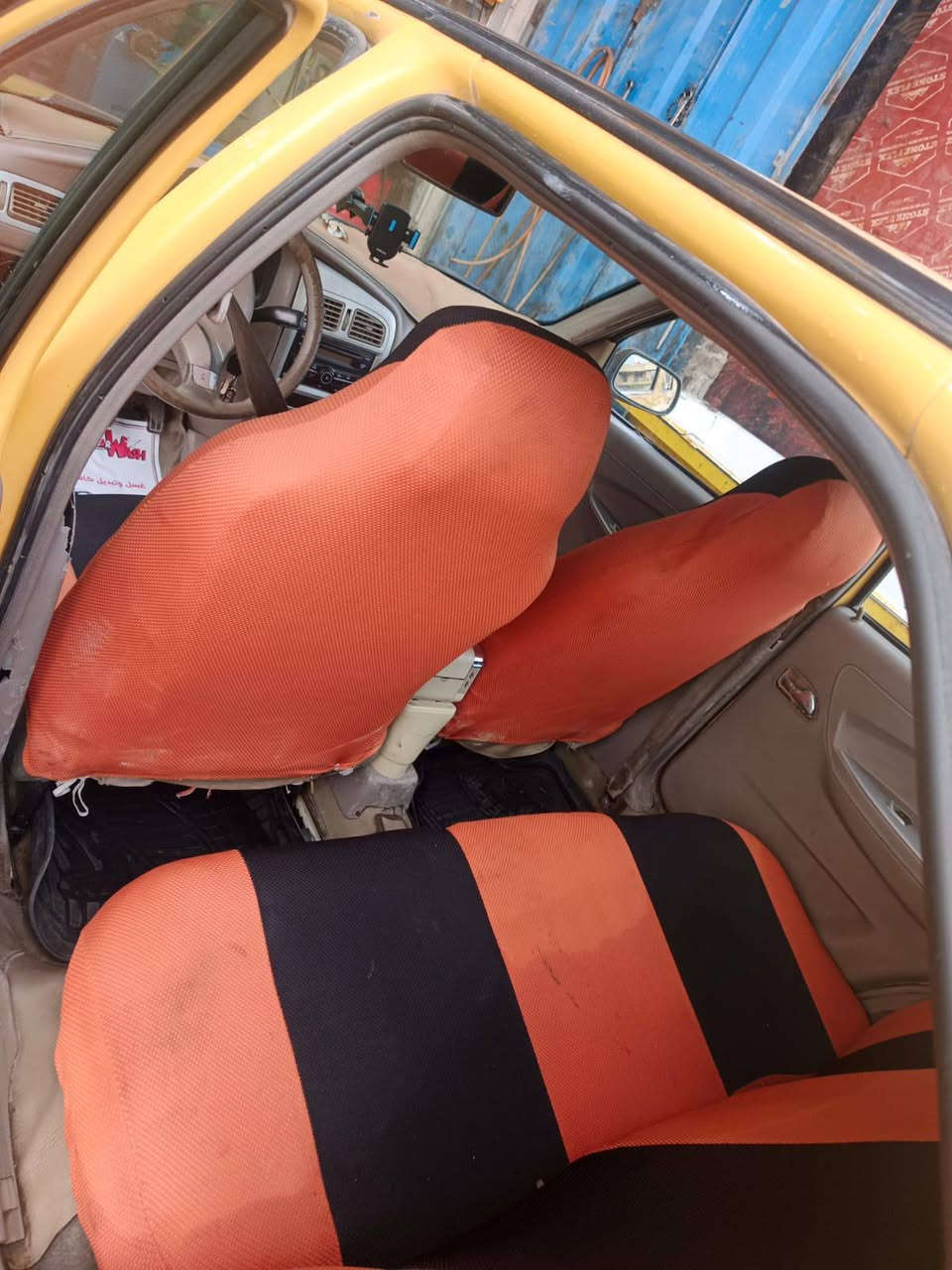 سلام عليكم هاي شيري للبيع تخم تاير جديد كير ومكينه بلاديه  نضيف سنويه جديده 2025الموديل 2013 بغداد بسمي السعر 33 *********** العنوان بغداد الدوره
