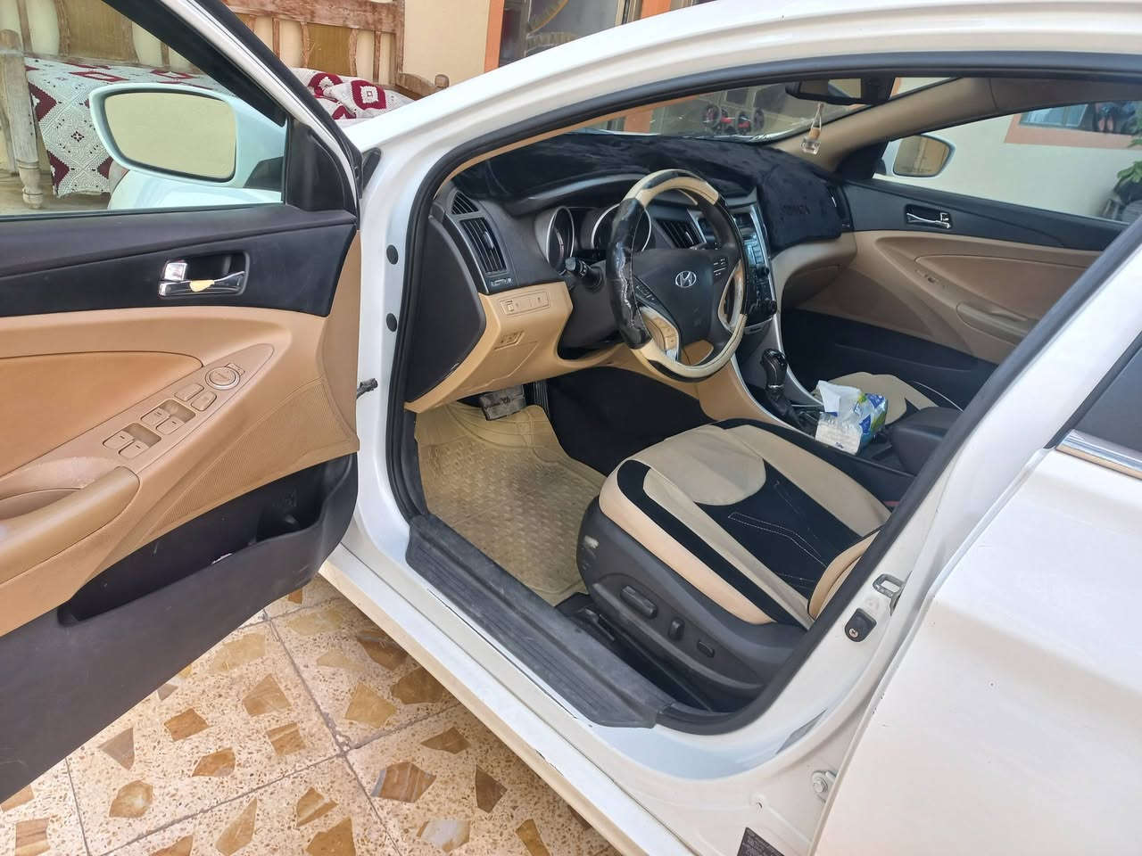 سوناتا موديل ٢٠١١ رقم ديالى مكفوله بدون صبغ بلاد ليبل واحد صور الحادث بالمنشور فقط دعاميه خلفيه كير محرك تبريدصدر تخم تاير جديد كله تمام   ٠***********مكاني بعقوبه
