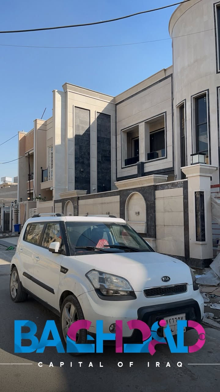 🚗 كيا صول (Kia Soul) موديل 2012 للبيع
السيارة نظيفة وجاهزة من كلشي، وهذا تفاصيلها:
• المحرك: 1.6 لتر (اقتصادي وعملي جداً).
• المواصفات:
• المرايا: شفط (كهرباء).
• التحكمات: تحكم ستيرن جهتين.
• الداخل: أحمر بلادي (داخل وتخم كشنات أحمر وكالة).
• الحالة الفنية:
• الصدر جديد بالكامل.
• تخم تاير جديد.
• السيارة (بدون ايرباك).
• السعر: 105 ورقة (10,500$) وبيه مجال بسيط للشراي الطيب.
📍 للتواصل والاستفسار:
يرجى الاتصال على الرقم: ***********
