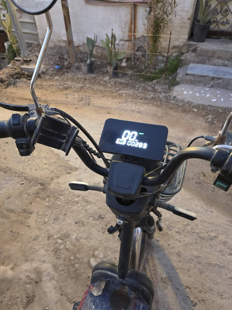 السلام عليكم
دراجه شحن ام البايدارخمس بطاريات اكبار دراجه نظيفه للبيع ٣٠٠الف وبيهه مجال
***********
