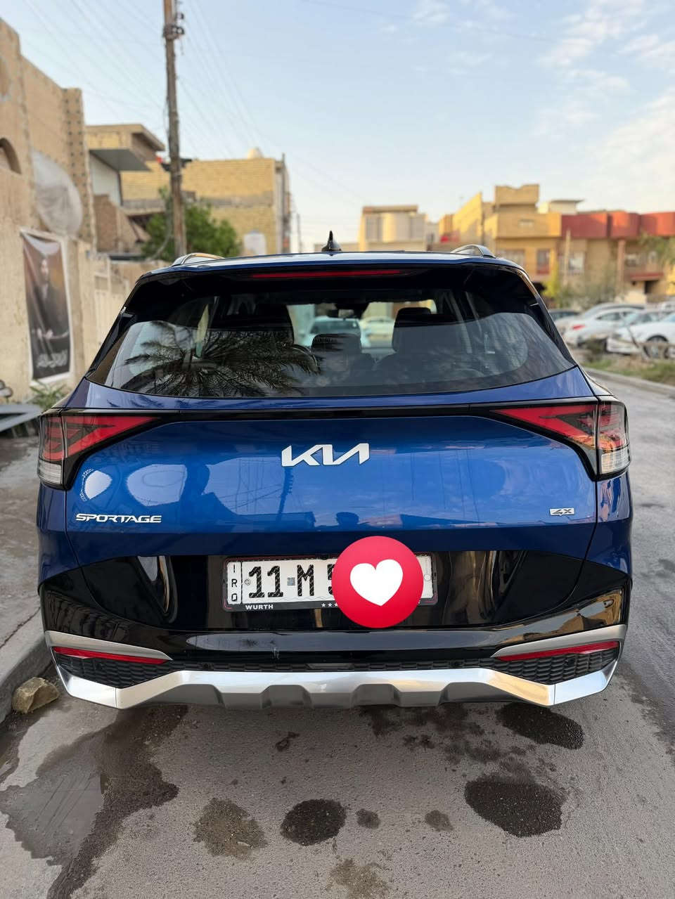 سلام عليكم 
سبورتج ٢٠٢٣  4x
السيارة فول الفول ماكو اعلى من ال 4x
لون ازرق جويتي 
ماشية 37 mi
رقم بغداد تحويل ثاني يوم 
حادثها بسيط بدون صبغ وبدون دواخل 
بيها بارد ب البنيد بس
 
مكان السيارة بغداد البياع 
السعر ٢٢٠ وبيها مجال بسيط . 
للاستفسار 
 واتساب 

***********
