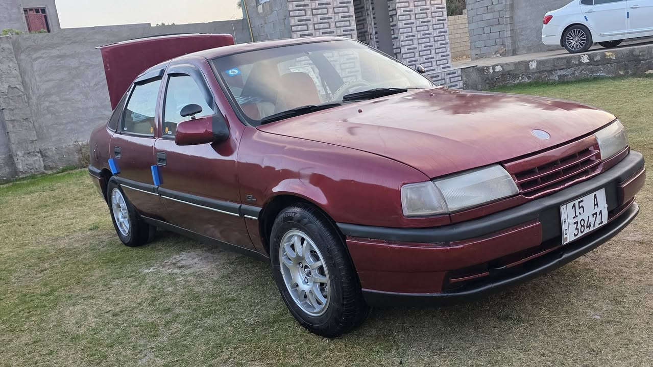 يالله اوبل فكترا موديل 91 محرك 2000 بلادي صبغ عام #السعر34  جماليه فقط أرقام انكليزي سنويه لل 2031 هزه جديده تخم تاير محرك كير صدر كهربائيات كلها شغاله مكاني رمادي للاستفسار ***********
