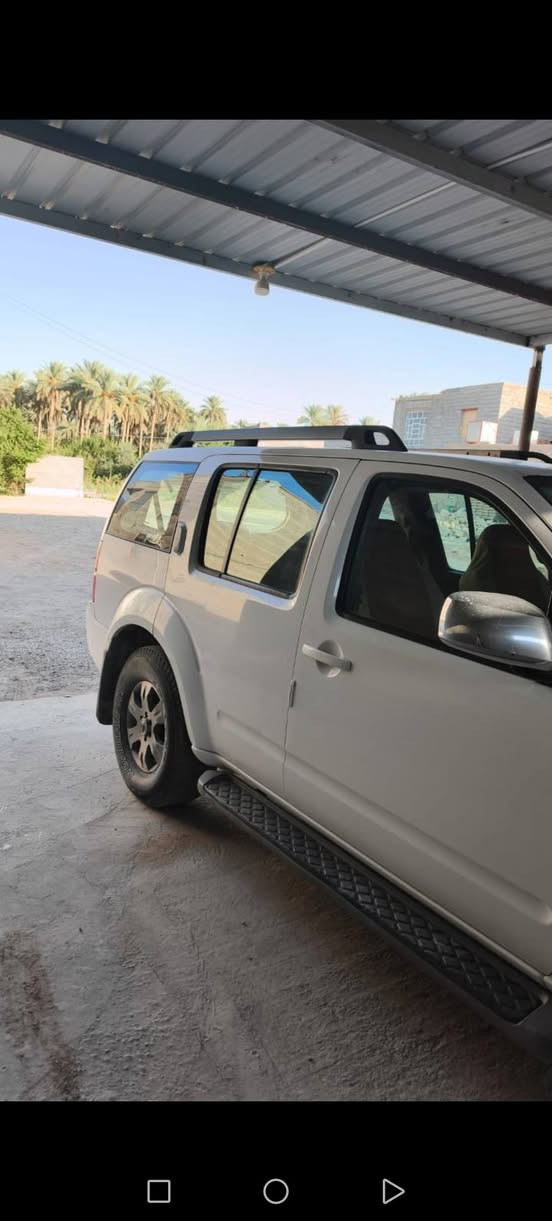 السلام عليكم نيسان باثفندر ٢٠٠٨ رقم بغداد وارد خليج مكفولة بانزين ومشدود عليها منظومة غاز جديدة بعده بلظمان  للبيع سعر ١٠٥ $ وبيها مجال او مراوس حسب القناعة الاستفسار هاذه رقمي ***********
