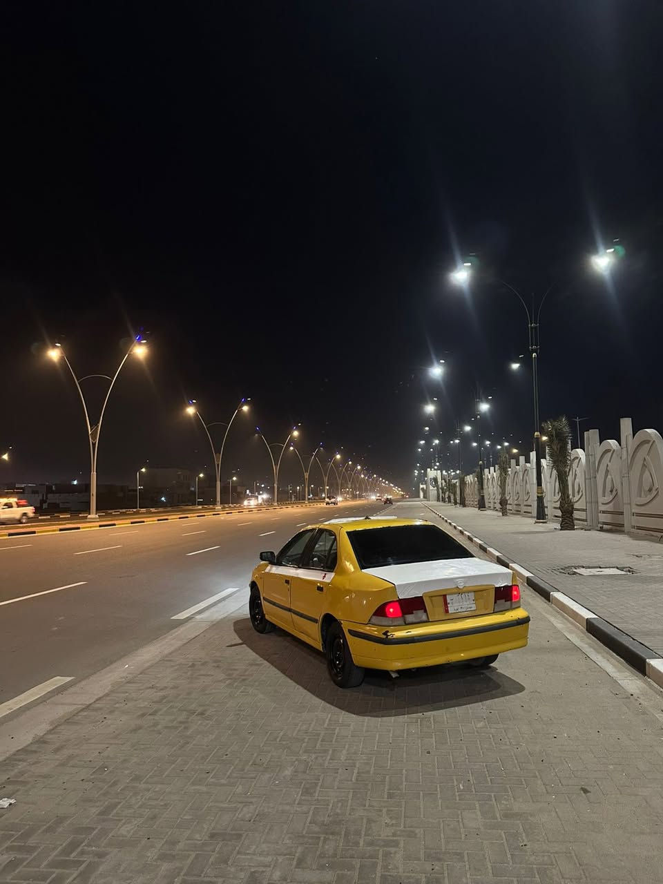 سلام عليكم سمد مديل(11) سياره كير ومكينه وحداديه كلش حلوات وجدد رقم ميسان سياره ماعندي رقم راعيه راح مني وبيع بدون راعي هل موجود سعر19وبيه مجال حك جيه مكاني بصره زبير (***********)
