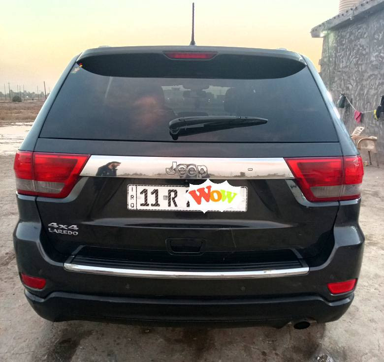 جيب شيروكي 2011 رقم بغداد الإنكليزي فوووول مواصفات تشغيل عن بعد محرك 6. سلندر 3600.   كشنات كهرباء وتدفئة وجلد وبصمه وفتحة سقف وحساسات وشاشة وكاميرة وتدفئة حمام وتبريد ثلج الخ .. بعد هواي مواصفات بيه اماكن صبغ بدون دواخل اثر شخوط ومصورة فيديو قبل الرش جاهزة من كلشي مابيه نقص برغي السعر 138  وبيه مجال المكان بغداد الدورة أو المعالف للاتصال ***********. الشراي يتصل مكلف بالنشر رجاءا
