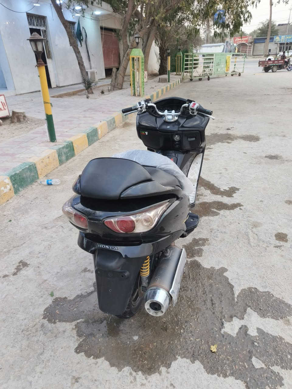 سلام عليكم فورزه09البيع الدراجه مكينه كلشي ما بيها ستان المس كهربايات شغلات كلشي ما بيهن دراجه ما طالع بيها وما ما شيه هواي بصمه بس وحده خاص مفتوح مكاني الديوانيه قضاء غماس ***********وتساب ما عدي
