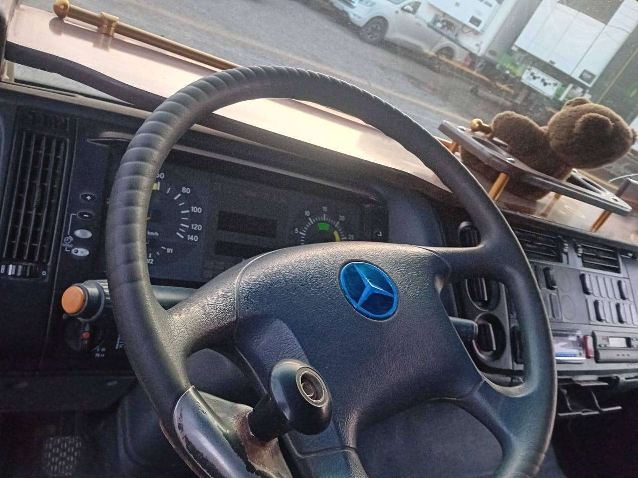 اتيكو موديل ٢٠٠٤ كول شي بشرط كفاله عامه ١٨٥$ مجال *********** ٦سلندر ٨ برغي
