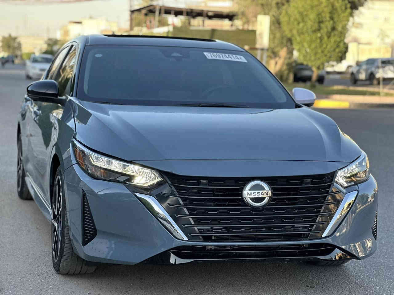 بسم الله الرحمن الرحيم
نيسان سنترا Sr+ الفئة الاعلى
🔴الســيارة مــرقمـة بـغـداد🔴  
2024 لون سمنتي
كامل مواصفات من كامرات 360 وحساسات ورادارات
كراسي جلد وكربائي
نظام صوت bose
حساسات امامي خلفي جانبي
رادارات امامي خلفي
كامرات 360 على المراية
ابل كار بلي 
فتحة سقف🔴
 وهواي من المواصفات الباقية 
سيارة كاملة ونضيفة
رقم الشاصي موجود ادخل وشوف
وكذلك صورة الضربة موجودة
تلث قطع السيارة

السيارة مكانهة بغداد 
رايدهة بيع سريع 
مكلفتني 195 ورقة واكيد السيارة خسارة عليه وادري بهل شي 
واكيد محبيعهة بهل سعر 
ف اذا جاد وتريد السيارة بل سعر المناسب 
اتصل وانطي سعرك 
🔴🔴فقط الجااااد رجاءً رجاءً رجاءً 🔴🔴
0773 682 9609
