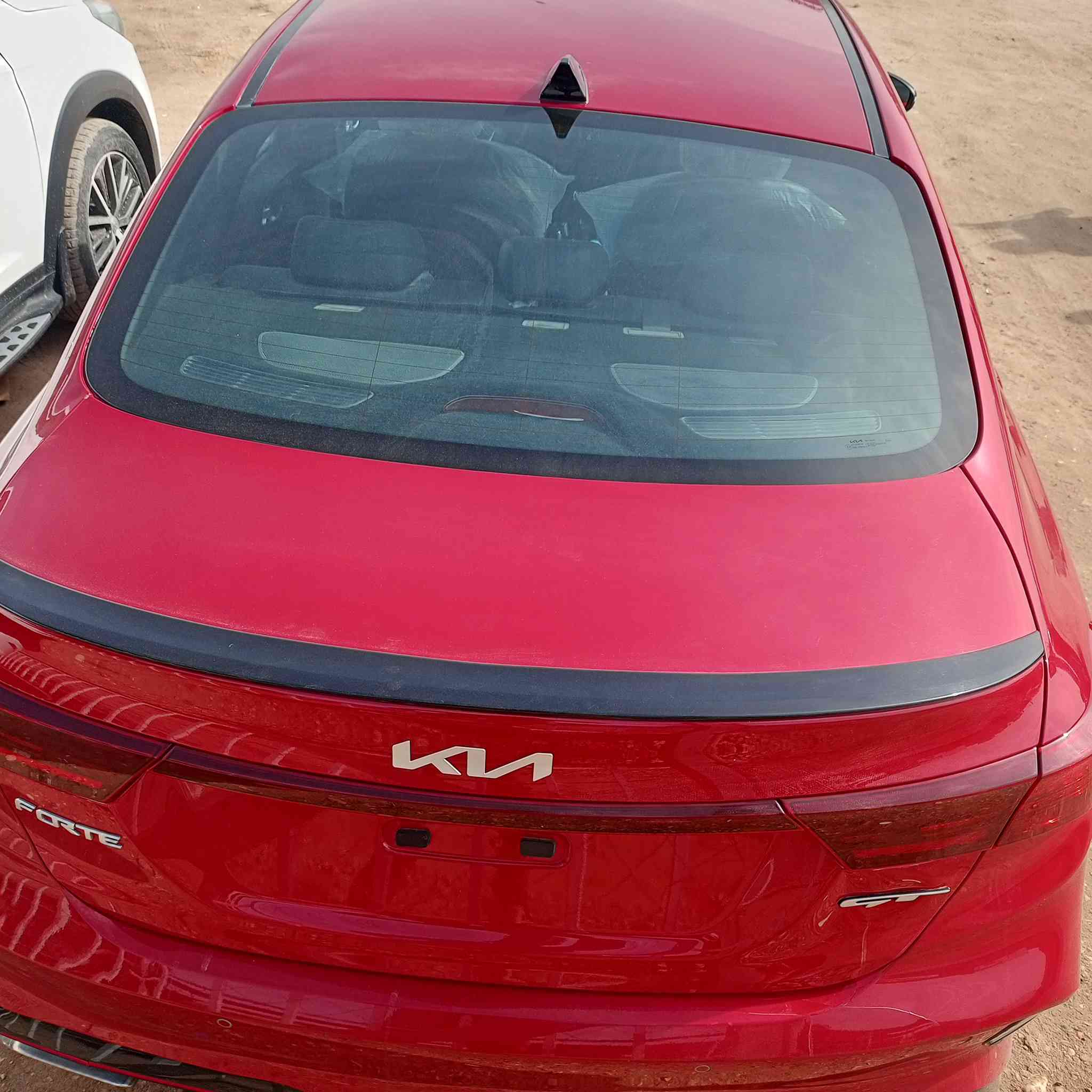 السلام عليكم فروتي  جيتي موديل 2022 رقم بابل بسمي حادثه بابين فقط بدون ايرباك  6  كير فول مواصفات بصمه فتحه تبريد شغال الون احمر تحكم استيرن  السعر 135 وبيها مجال للشراي مكاني الحله محاويل مقابل ستي مول للاستفسار ***********
