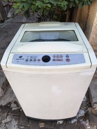 غساله فول اوتوماتيك حجم ١٠ كيلو سعر ١٣٥ ألف شغاله عالفحص للاتصال ٠٧٧٠٣...