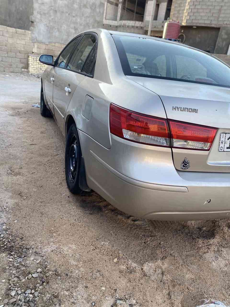 سلام عليكم سوناتا للبيع او مراوس 2008خليجي بيها جاملق الكدام سياره كامله وحلوه تخبل مكينه كير حداديه كلهن حلوات مكان البصره الجزيره السعر 85بيها مجال رقم الهاتف ***********
