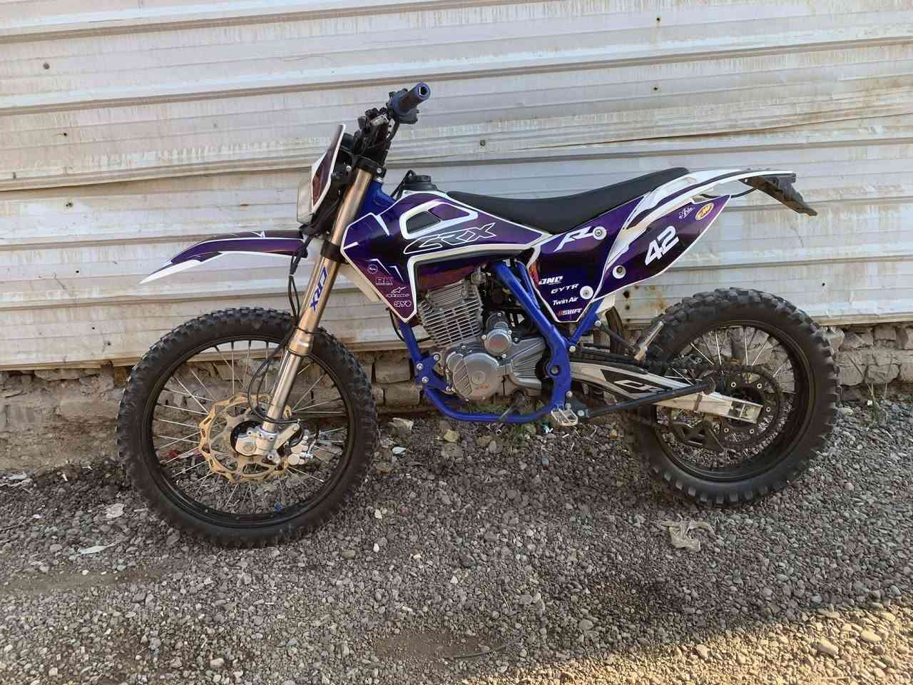 قفاز crx مديل 25 مكينه 300cc لون بنفسجي شلعه ومعدل كلش قويه مكينه مكفوله كامله اي نقص ما بيهه كلهه شغاله للبيع او مراوس حسب قناعه مكاني بغداد زعفرنيه ه***********
