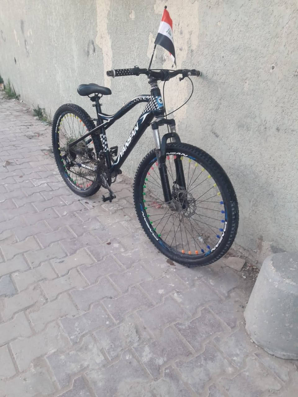 للبيع نظيف سعر 65وبي مجال  فقط بريك محتاج
اتصال او مراسله ***********
