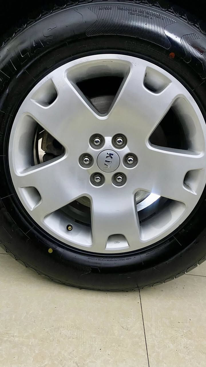 للبيع موهافي موديل 2014استلام الشركه البخيت
مواصفات 1 على 1 فول لمتدد ViP اعلى فئه بل  ماشيه 130لف حقيقي جرس ب120 السيارة مكفولة كفالة ده عامي لو ده مي بشرط السيارة 100/100جديدة حلوة
(مكفوله من الحادث و الضربه والصبغ والتبديل  كفاله عامه )تراي زيرو شرط تخم تاير صدر امامي خلفي جديد مواصفات الشركه الدواليه العراقيه بصمه تشغيل ابواب فتحه بل قماره  كشنات خزن ميموري كشنات كهرباء تدفا كشن دشبول زأبقي  مري شفط تحكمات جلد كشنات 12ايرباك باب خلفي شفط  مري قلاب على باك محرك 3800سته سلندر  مكينه بدون بخار او صرف مكفولها مكان السيارة اربيل شارع 100 داخل معارض 
ء*********** اسيا 
ء*********** كورك 
واتساب اب موجودة
