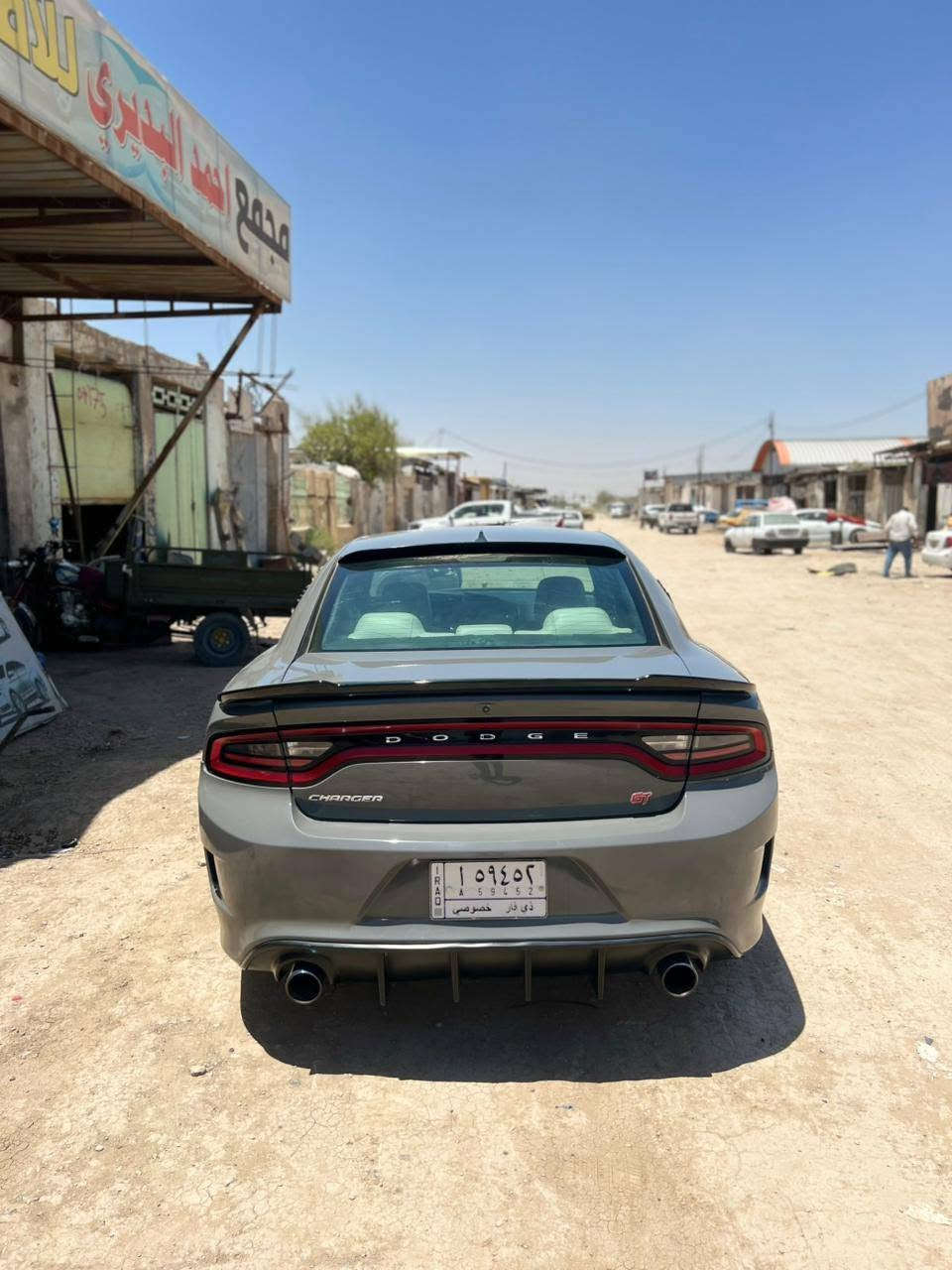 سلام عليكم جارجر ١٧ رقم ذي قار مداور ثاني يوم كفاله ما عده باردات بيها ٤ وبيها صبغ بلباب وبجاملغ كد شبر باب الصدر  كير مكينه حداديه جديد تخم تاير جديد مكانها ديوانيه السعر ١٨٥ مع المجال البصيط لاستفسار *********** متواجد واتساب
