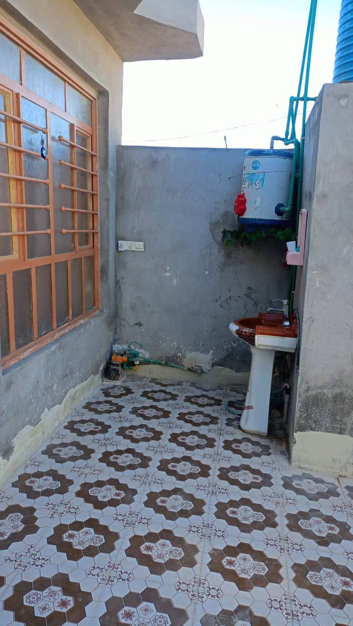 بيت للبيع مساحة 160م الغزالية نهاية شارع المركز (مجمع السيدة زينب)
كامل الخدمات/ كهرباء خطين/ماء/مجاري.. قريب على الشارع الرئيسي.للاستفسار التواصل على الارقام التالي 
***********
***********
