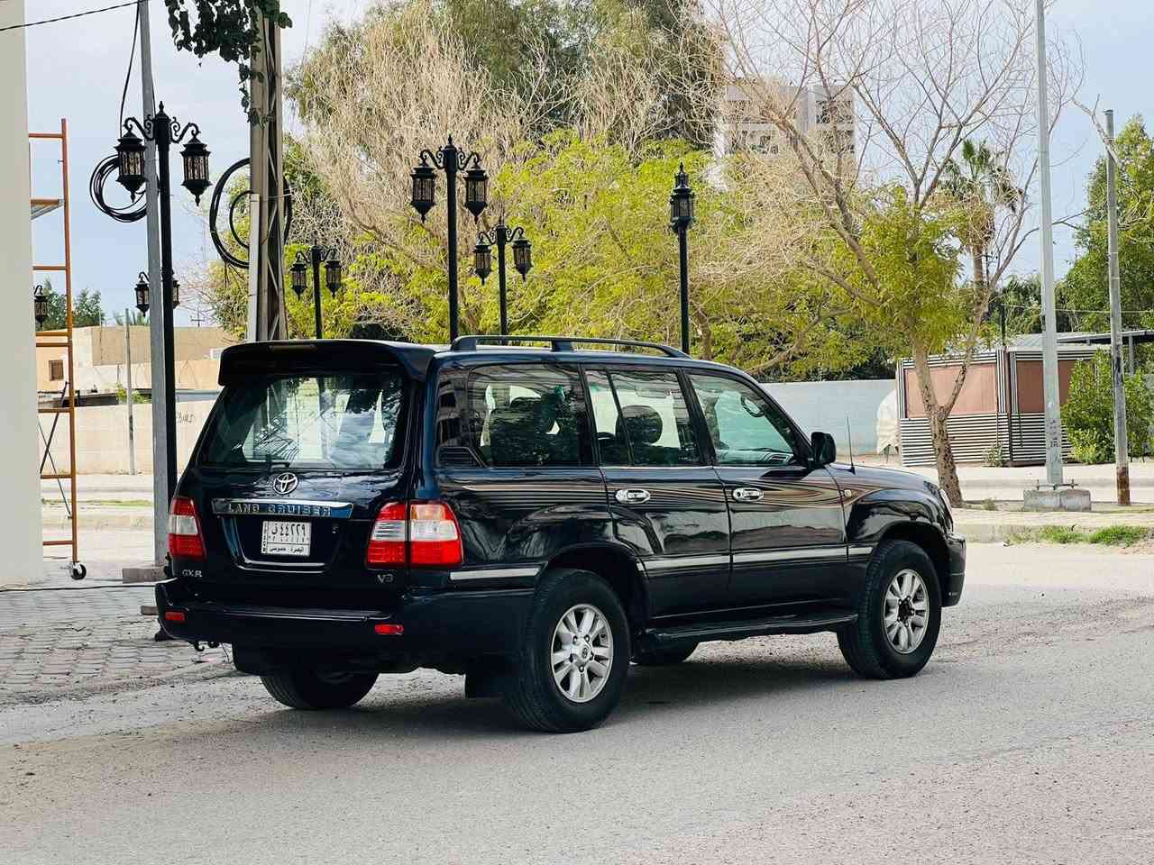 لا ندكروز موديل 2000محدثه 7خليجي سعر 104 سياره جديده وجاهزه مكفوله كفاله عامه من الضربه وتبديل مصبوقه جمالي فقط بدون دواخل مواصفات دفع رباعي  شاشه كبيره كامره كشنات كهربائي تدفه تبريد  غرفه جيده 7راكب حاديه جديده ١٠٠ب١٠٠ تخم تاير تبريد ثلج دبل تانكي محرك وكير مكفولات مكان السياره كربلاء المقدسة الستفسار اكثر تصال ***********
