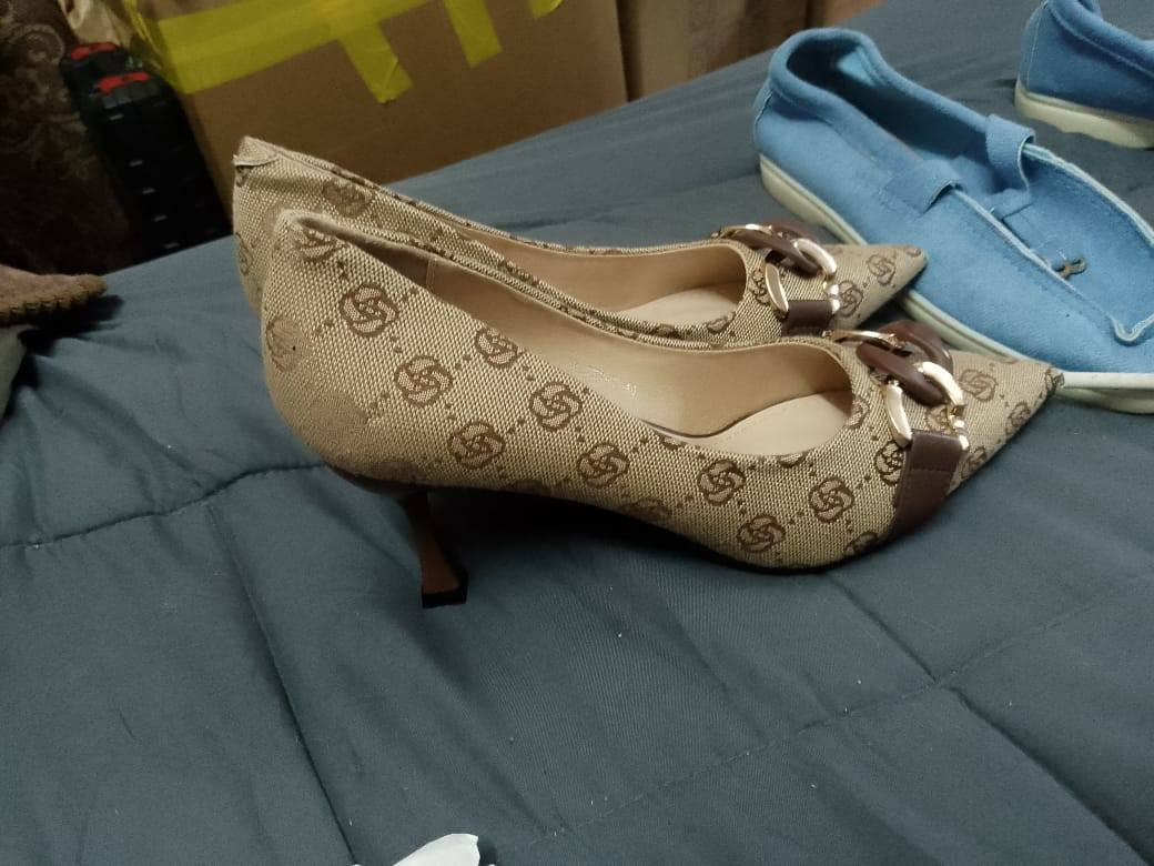 حذاء كعب قياس 40 بهل جمال 15 مع توصيل


**إذا كنت صاحب هذا الإعلان وتريد حذفه لأي سبب، رجاءا أرسل رسالة إلى الدعم الفني**