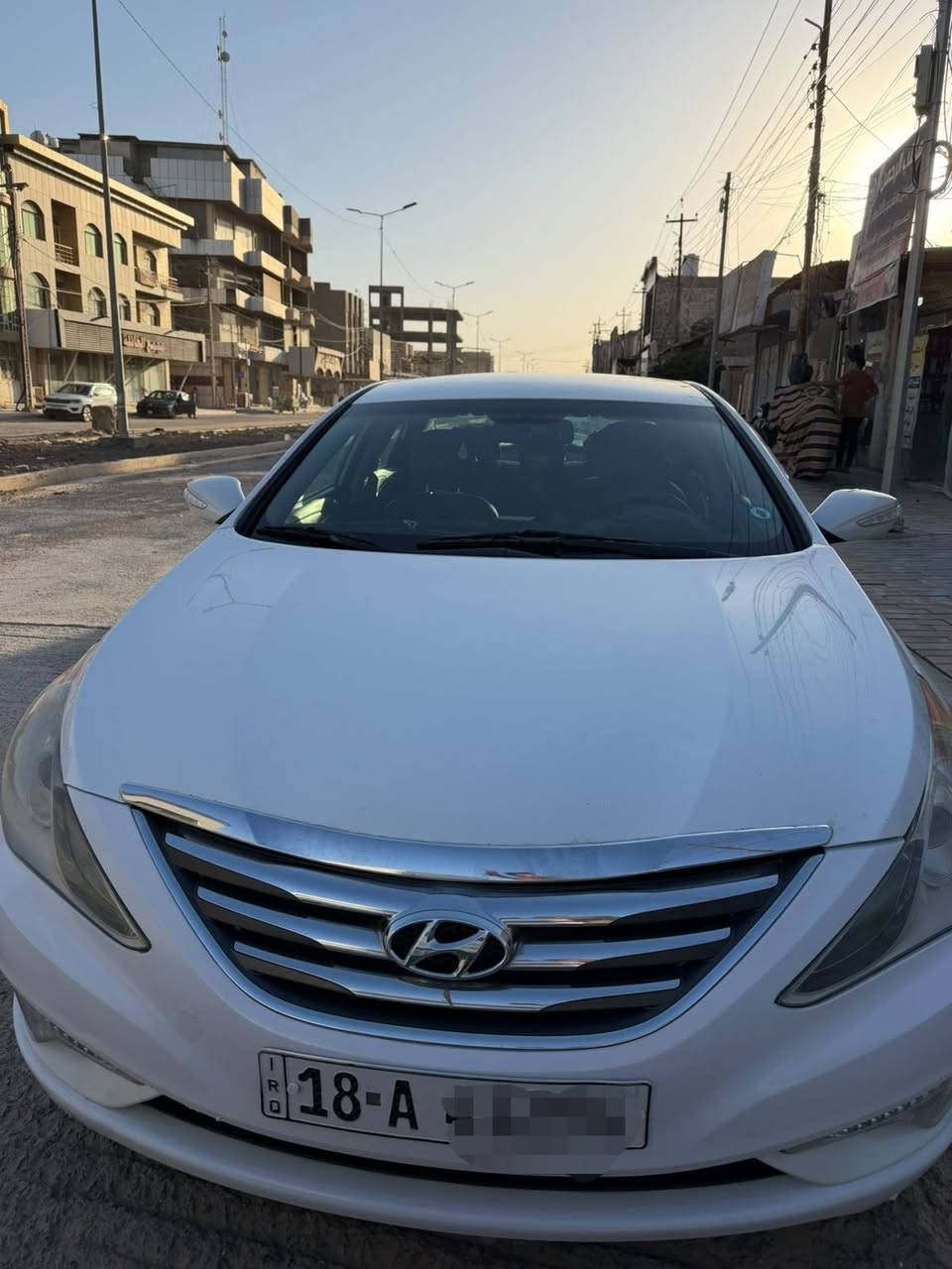 للبيع.... للبيع
سوناتا اميريكي موديل ٢٠١٣
رقم بابل دولي 
سيارة فول مواصفات عدا الفتحه
محرك GDI ٢٠٠ تيربو 
بصمه تشغيل 
تبريد ثلج 
تدفئه تبريد كشنات
شاشه كبيرة
كشنات جلد + كهرباء
تحكم ستيرن جهتين
شفتات قياده
حداديه صدر مكفول
تخم تايرات جديد
ويل كروم 
محرك كير خير من الله 
بيها بارد جاملغ خلفي وبيه تكحيلات فقط والباقي مكفوله السعر ١١٥ وبيه مجال 
مكان السيارة بابل ***********
                          ***********
السونار مرفق بلمنشو.
