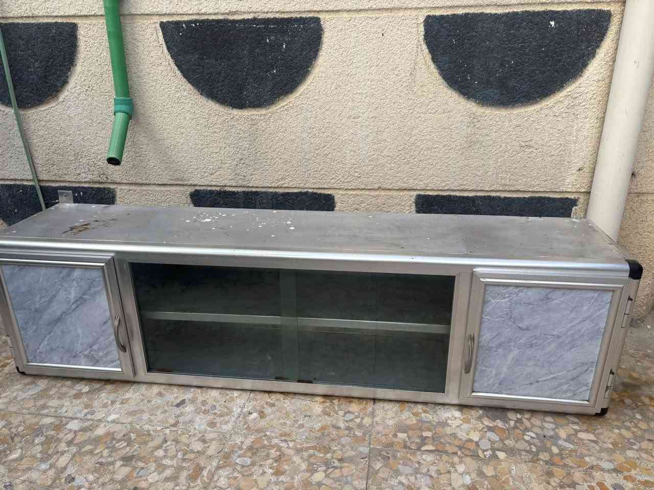 للبيع هذا كاونتر السنك مرمر احنه مسوينه كلش ثقيل  السنك مترين مع ملحق مترين  واكاونتر  متر مع ملحق متر


**إذا كنت صاحب هذا الإعلان وتريد حذفه لأي سبب، رجاءا أرسل رسالة إلى الدعم الفني**