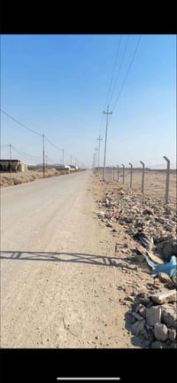 (5)دونم  صناعيه .رقم العقد (15 ).للبيع  كامل الخدمات من ماء و كهرباء و...