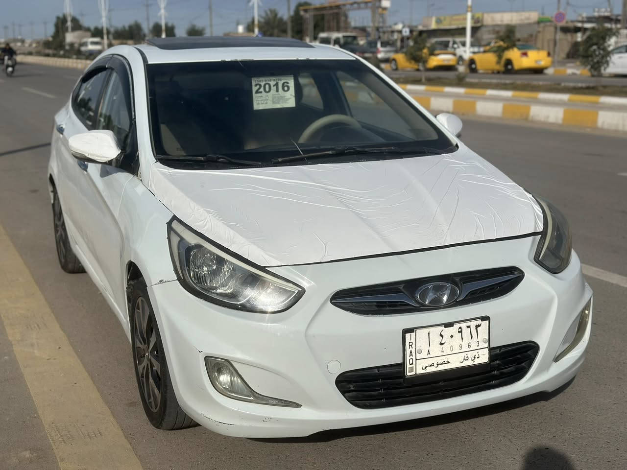 اكسنت 2016 خليجي حره بأسمي فول المواصفات ١/١  ماشية 150km بيها جاملغ وبنيد بدون دواخل كير وحدادية مكينة بيها بخار بدون تنقيص وصوت السعر ٨٧  مكاني ناصرية ***********
