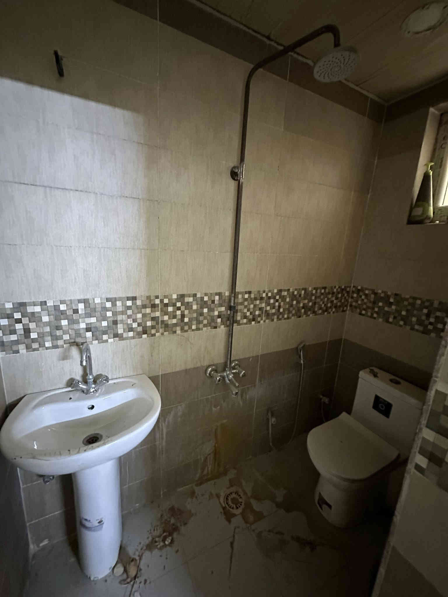 للأيجار في #السيديه🔱

وحده سكنيه طابق اول مساحه 150متر ✔️

تحتوي على 2نوم وصاله ومطبخ وخدمات عدد 2🔶

الأيجار 600 الف قفل 🔒 

موقع السيديه الضباط📍

_______________________________________

للأستفسار اكثر تفضلو بزياره مكتب الطائي للعقار 💎

السيديه شارع المركز عماره عالم الجوكر ✔️

او الأستفسار ع الارقام ادناه 📞↘️↘️ (متوفر واتساب )📌🔛

***********
